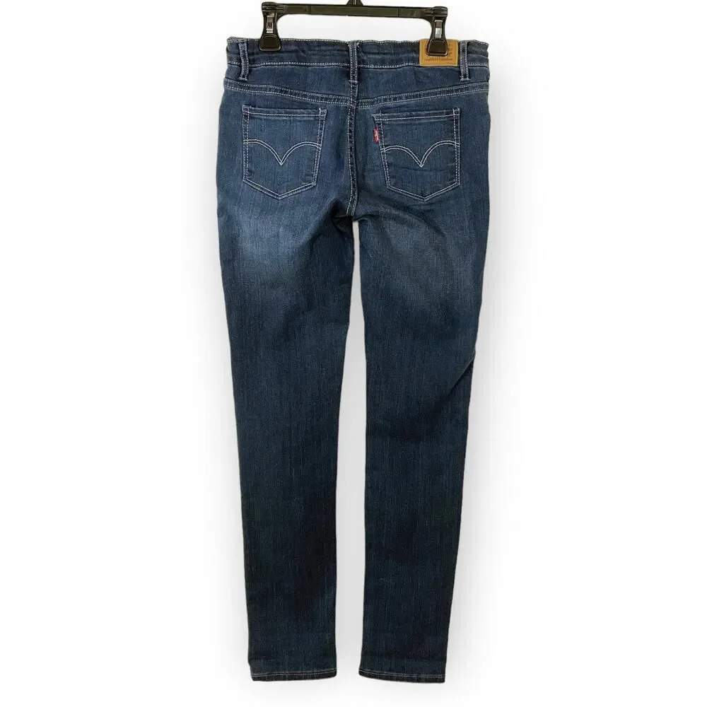 Levis levi 711